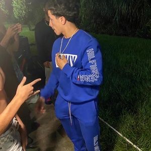 Meet your Posher, Juan